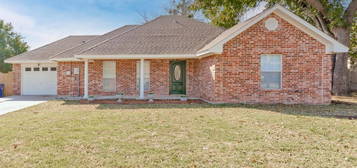 1808 Thompson St, Bridgeport, TX 76426