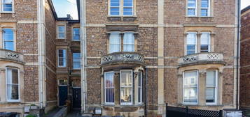 2 bed flat to rent