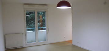 Studio 1 pièce 35 m²