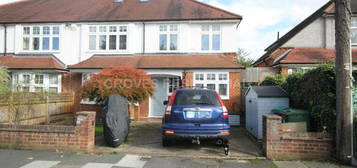 5 bedroom semi-detached house for sale