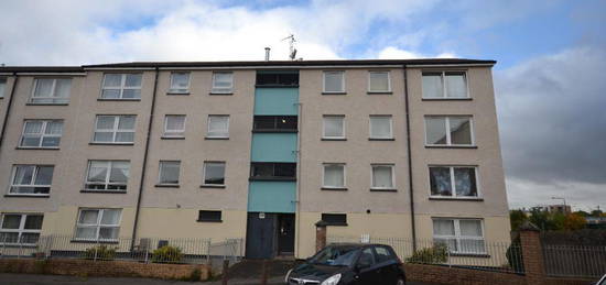 3 bedroom flat to rent