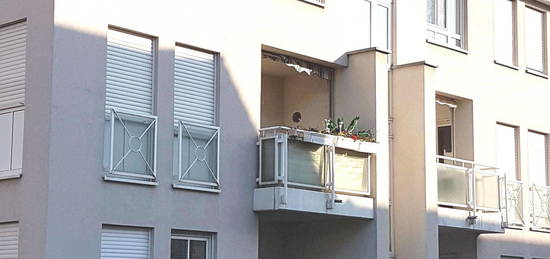 2,0-Zimmerwohnung mit Balkon!