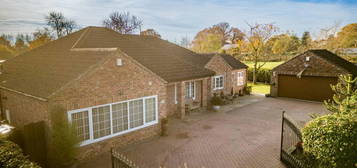 4 bedroom detached bungalow for sale