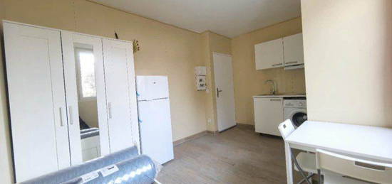 Studio 14m2 à Nanterre ville