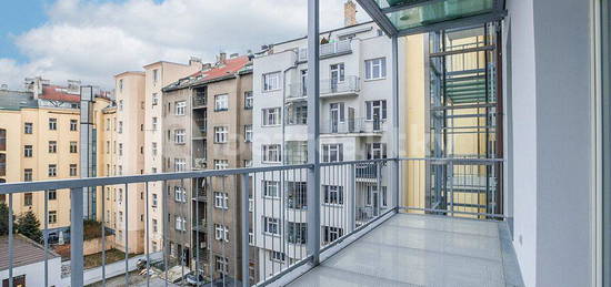 Pronájem bytu 2+kk 89 m², Laubova, Hlavní město Praha