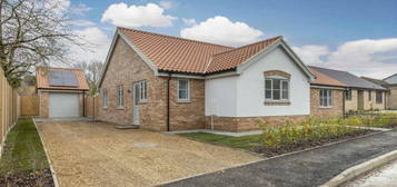 3 bedroom detached bungalow for sale