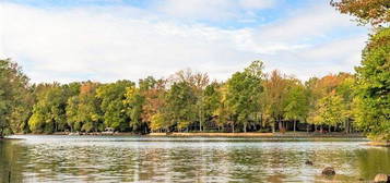 Lakeside, Davidson, NC 28036