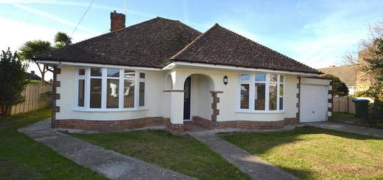 Bungalow to rent in Chalet Road, Ferring BN12