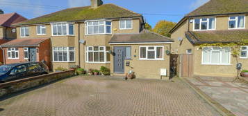 3 bed semi-detached house for sale