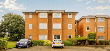 1 bedroom ground floor flat for sale