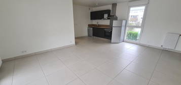 Appartement  à louer, 3 pièces, 2 chambres, 67 m²