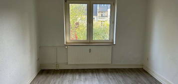 Helle 2-Zimmer Wohnung ab sofort bezugsfrei.