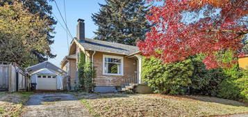 4547 NE 34th Ave, Portland, OR 97211