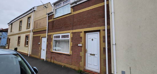 Maisonette to rent in Holmsdale Street, Cardiff CF11