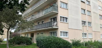 Appartement  à vendre, 3 pièces, 2 chambres, 63 m²