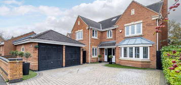 6 bedroom detached house for sale