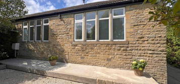 2 bedroom semi-detached bungalow for sale