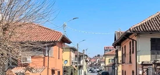 Bilocale VIA ROMA 540euro APPENA RISTRUTTURATO