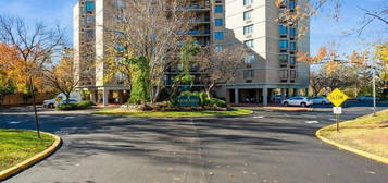 30 S Adelaide Ave Unit 2L, Highland Park, NJ 08904