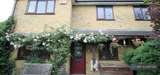 2 bedroom semi-detached house