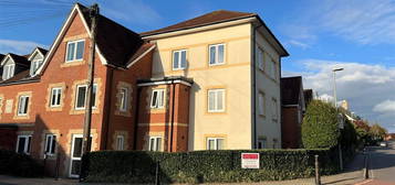 Flat for sale in Royal Lodge, Newbury, Gillingham SP8