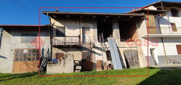 Casale/cascina in vendita in  Borgata Gonteri, 25