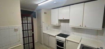 2 bed bungalow to rent