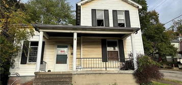 927 4th Ave, Beaver Falls, PA 15010