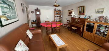 Appartement à vendre, 4 pièces, 2 chambres, 79 m²