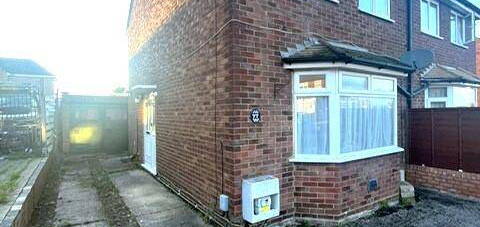 3 bedroom semi-detached house