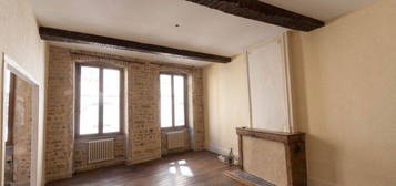 Appartement T2 - Cœur de ville et charme de l’ancien