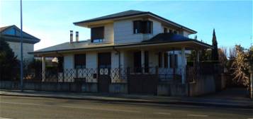 Casa o chalet independiente en venta en carretera León, 15