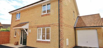 3 bedroom detached house