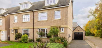 4 bedroom semi-detached house for sale