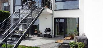 Außergewöhnliche EG-Maisonette-Wohnung mit eigenem Garten und zwei Badezimmern-KfW Effizienzhaus 70