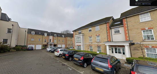 2 bed flat to rent