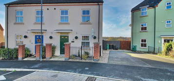 4 bed semi-detached house for sale