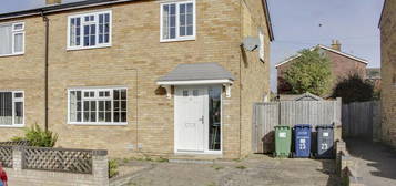 3 bedroom semi-detached house