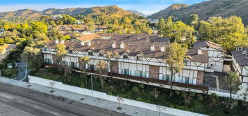 10480 Sunland Blvd #20, Sunland, CA 91040