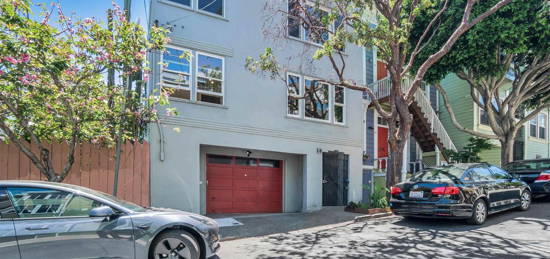 219 Lily St, San Francisco, CA 94102