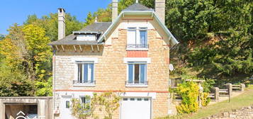 Maison 3 pièces 140 m²