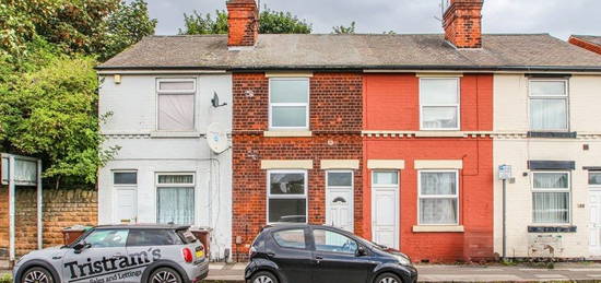 Terraced house to rent in Vernon Road, Nottingham NG6