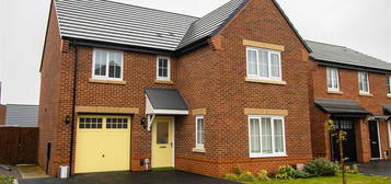 4 bedroom detached house to rent