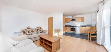 2 bed flat to rent