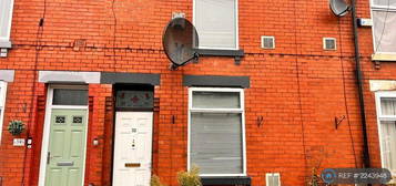 2 bedroom terraced house