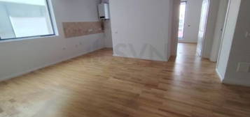 Apartament 3 camere l 80 mpu l HERASTRAU