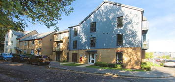 Flat for sale in Jubilee Street, Sittingbourne ME10