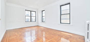 56 Bennett Ave #5M, New York, NY 10033