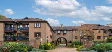 Flat for sale in Wraymead Place, Wray Park Road, Reigate RH2