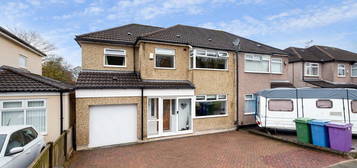 4 bed semi-detached house for sale